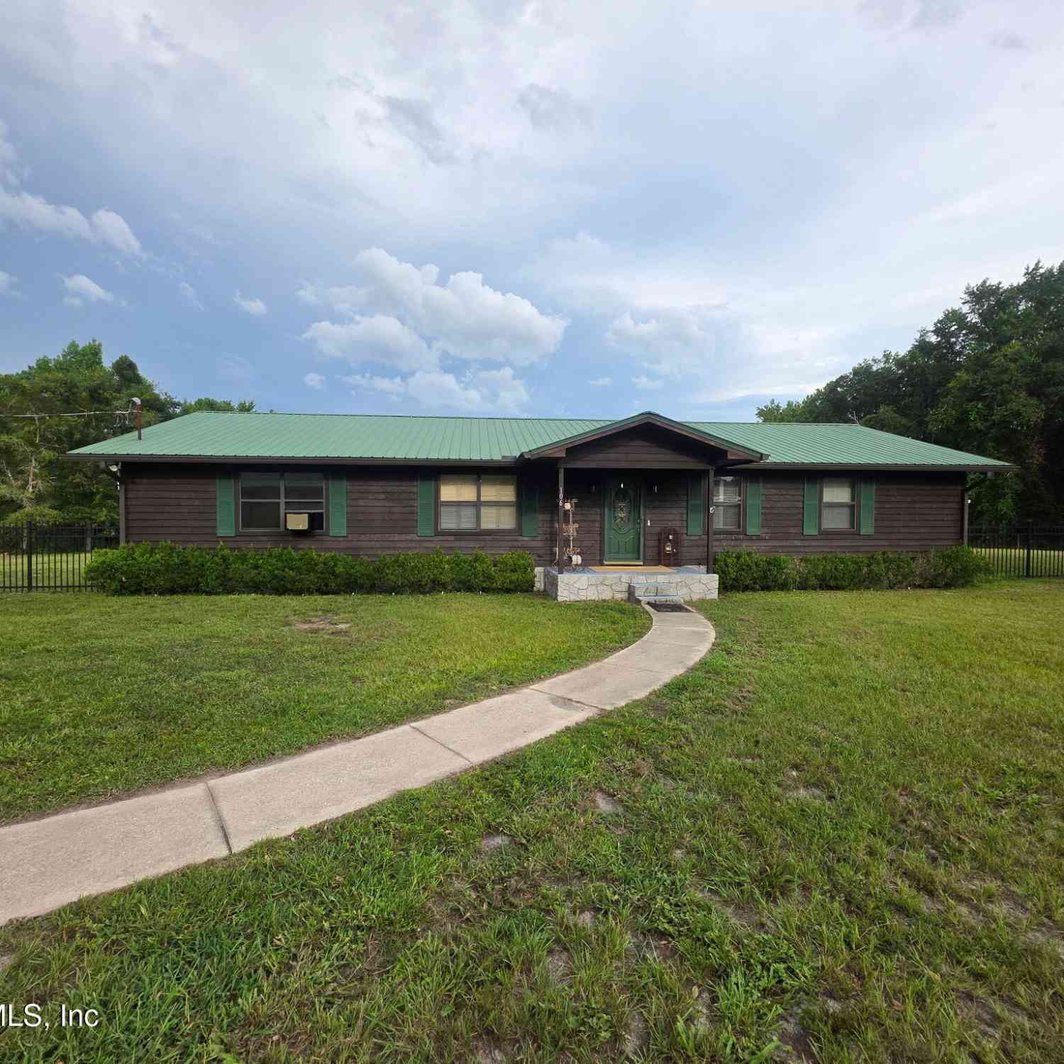 Homes For Sale - 106 Krantz Road<br/> Palatka, FL 32177