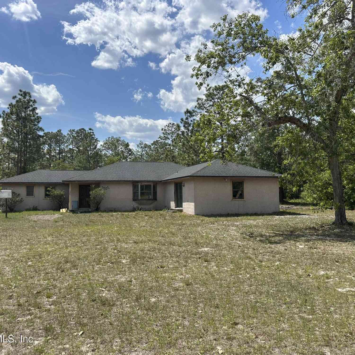 Homes For Sale - 2400 Range Line Road<br/> Middleburg, FL 32068