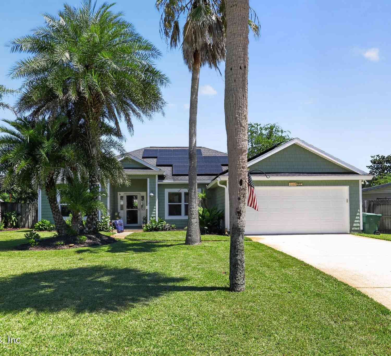 Homes For Sale - 1115 Palm Circle<br/> Duval County, Jacksonville Beach, FL 32250