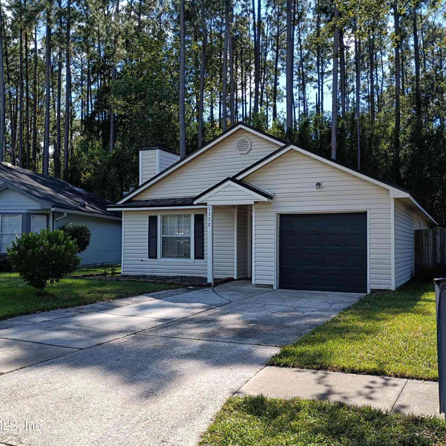 Homes For Rent - 3372 Mandarin Glen Circle<br/> Jacksonville, FL 32223