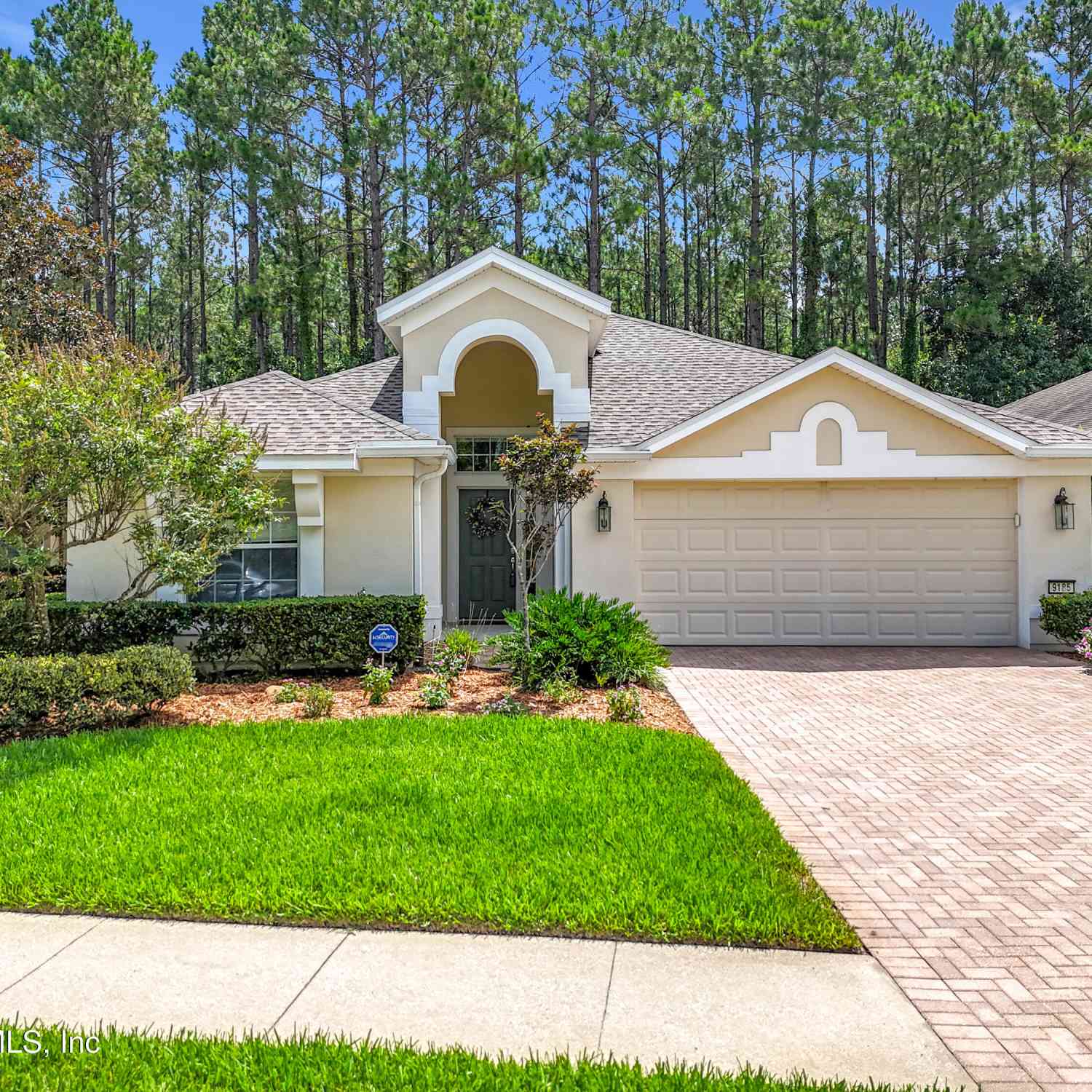 Homes For Sale - 9185 Rosewater Lane<br/> Jacksonville, FL 32256