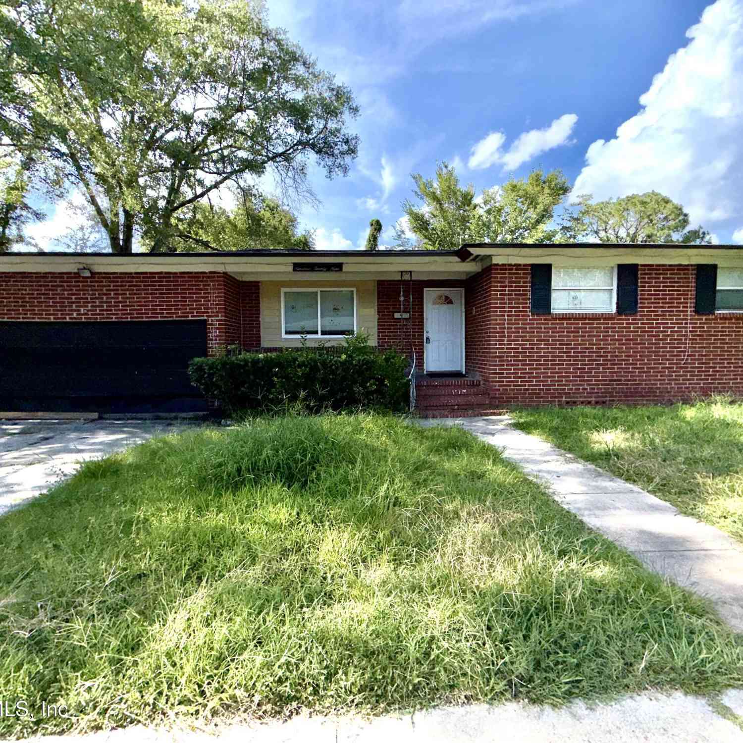 Homes For Sale - 1929 W 10th Street<br/> Jacksonville, FL 32209