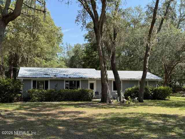 Homes For Sale - 4256 Hall Boree Road<br/> Clay County, Middleburg, FL 32068