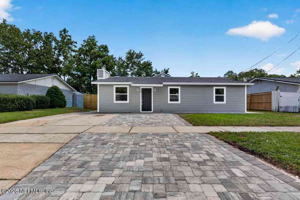 Homes For Sale - 7427 John F Kennedy Drive<br/> Duval County, Jacksonville, FL 32219