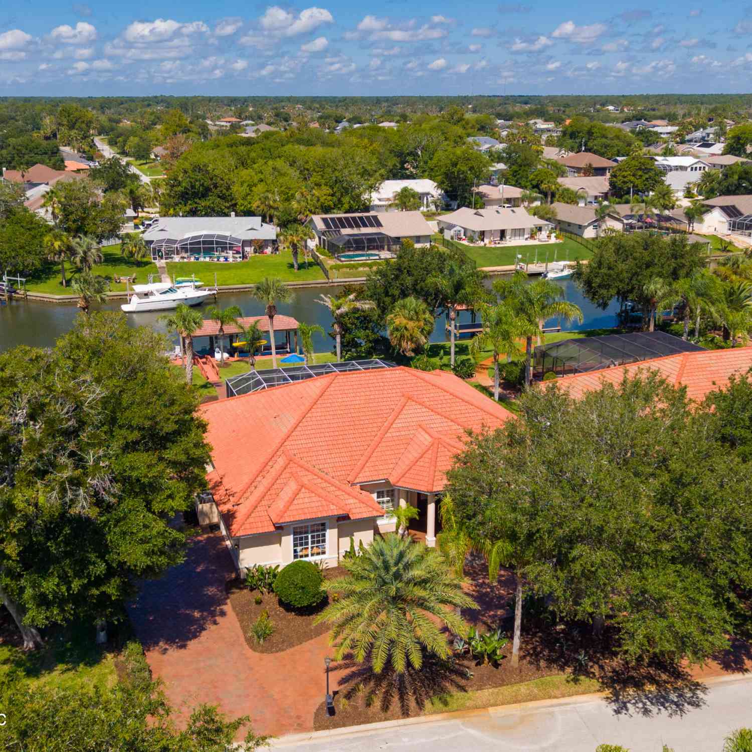 Homes For Sale - 8 Old Oak Drive<br/> Palm Coast, FL 32137