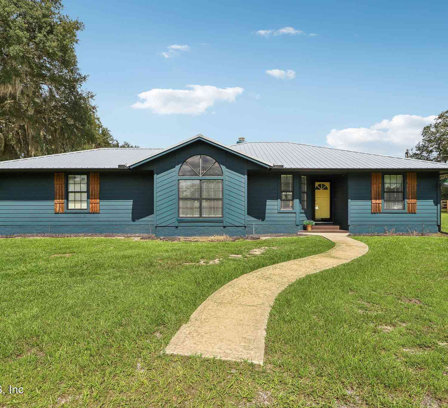 Homes For Sale - 147 Dow Court<br/> Clay County, Green Cove Springs, FL 32043