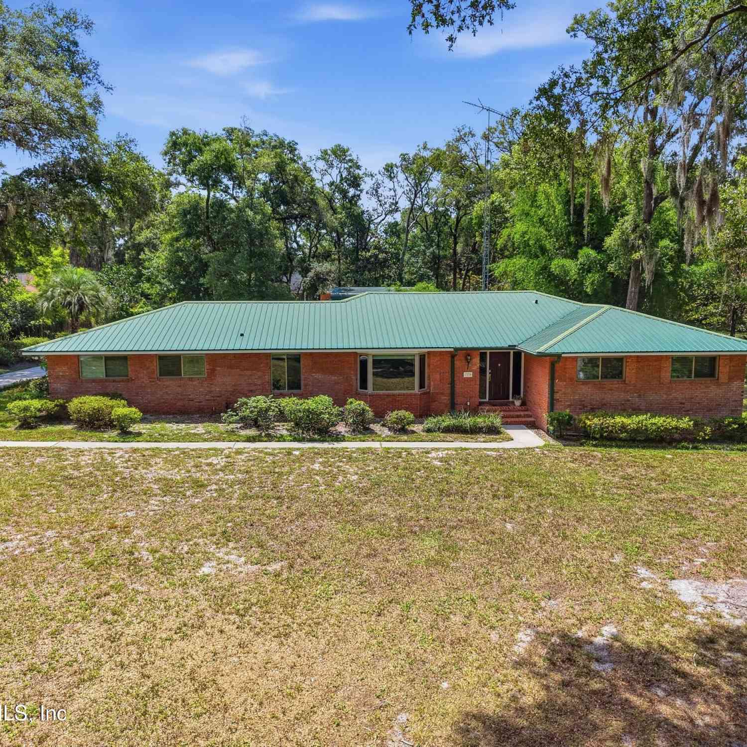Homes For Sale - 1339 Chatauqua Way<br/> Keystone Heights, FL 32656