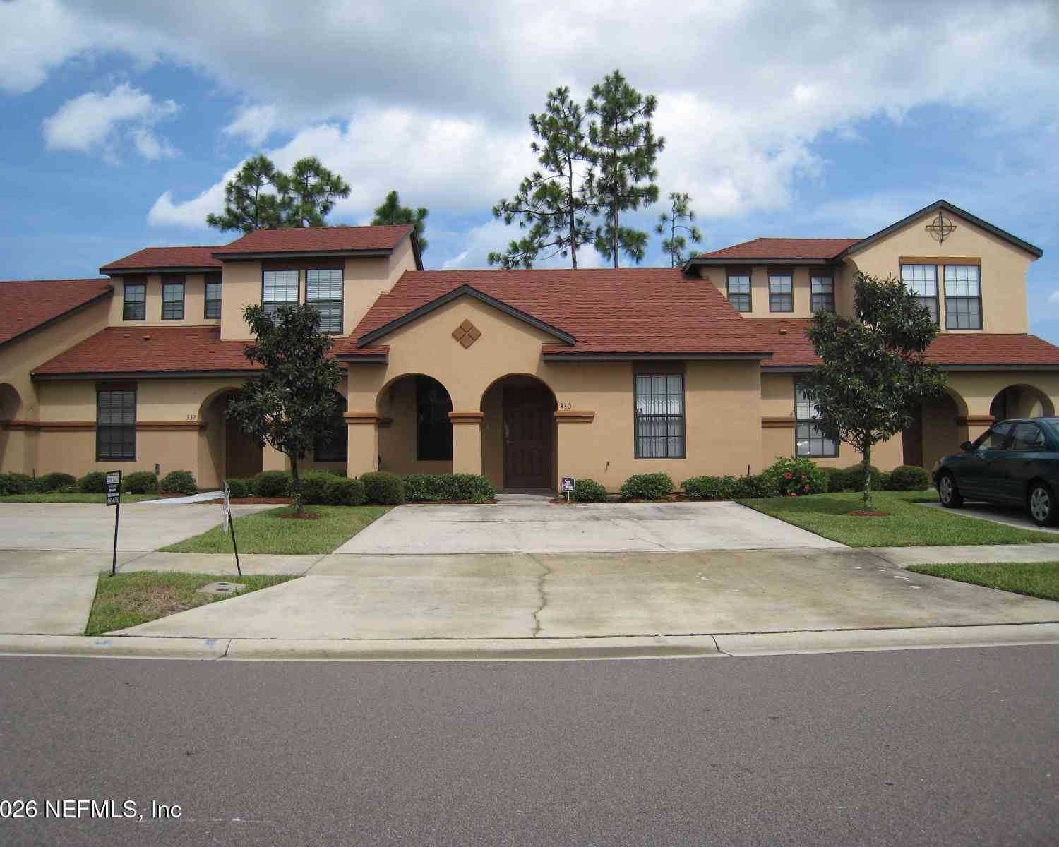 Townhouse For Sale - 330 Redwood Lane<br/> St. Johns, FL 32259