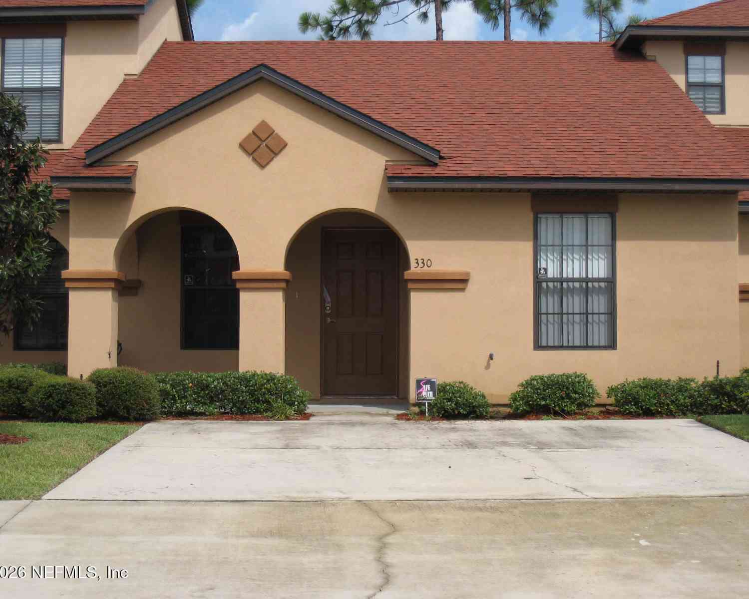 Townhouse For Sale - 330 Redwood Lane<br/> St. Johns, FL 32259