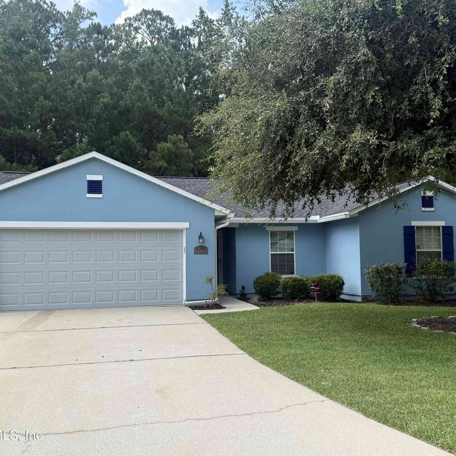 Homes For Sale - 11790 Pleasant Creek Drive<br/> Duval County, Jacksonville, FL 32218