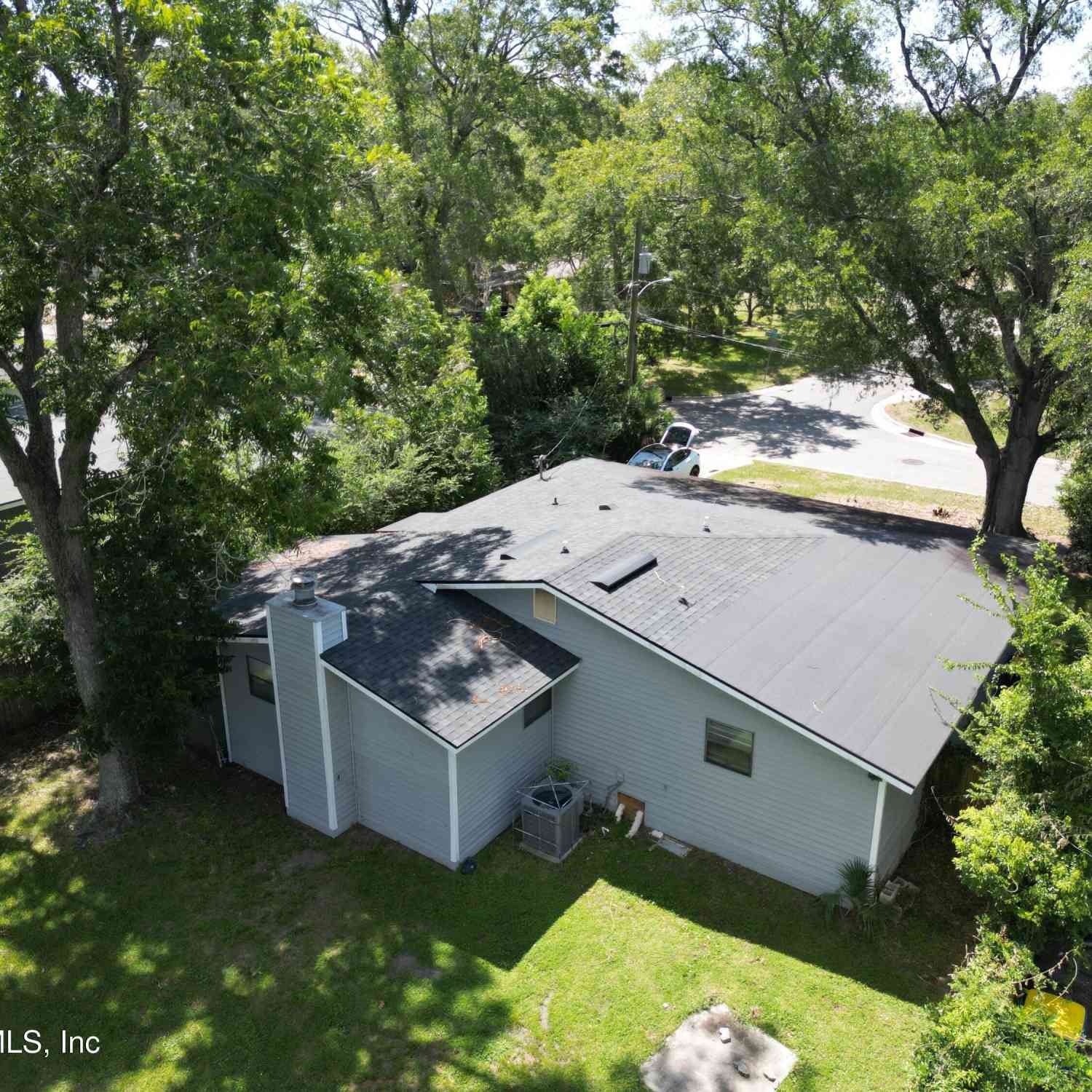 Homes For Sale - 2739 King Cole Drive<br/> Duval County, Jacksonville, FL 32209