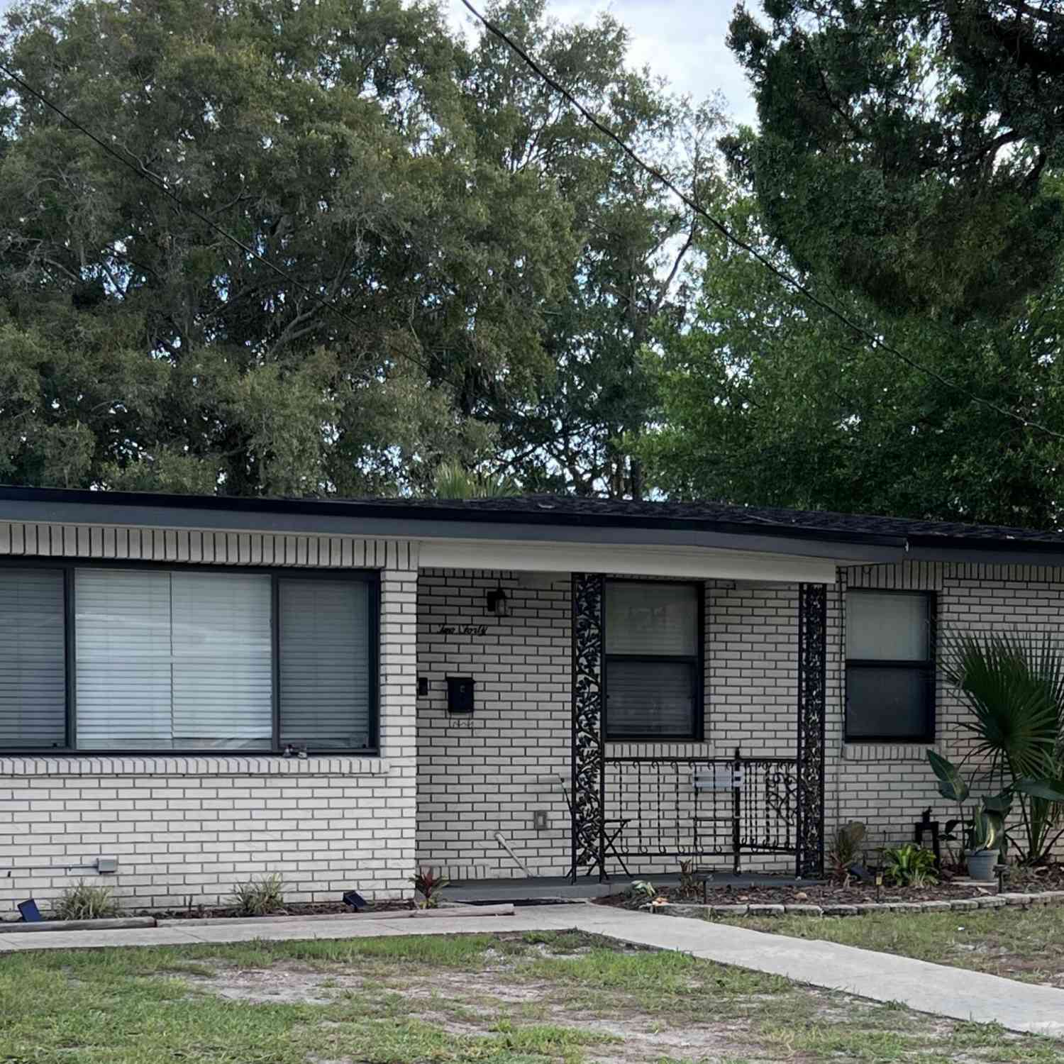 Homes For Sale - 240 Woodside Drive<br/> Orange Park, FL 32073
