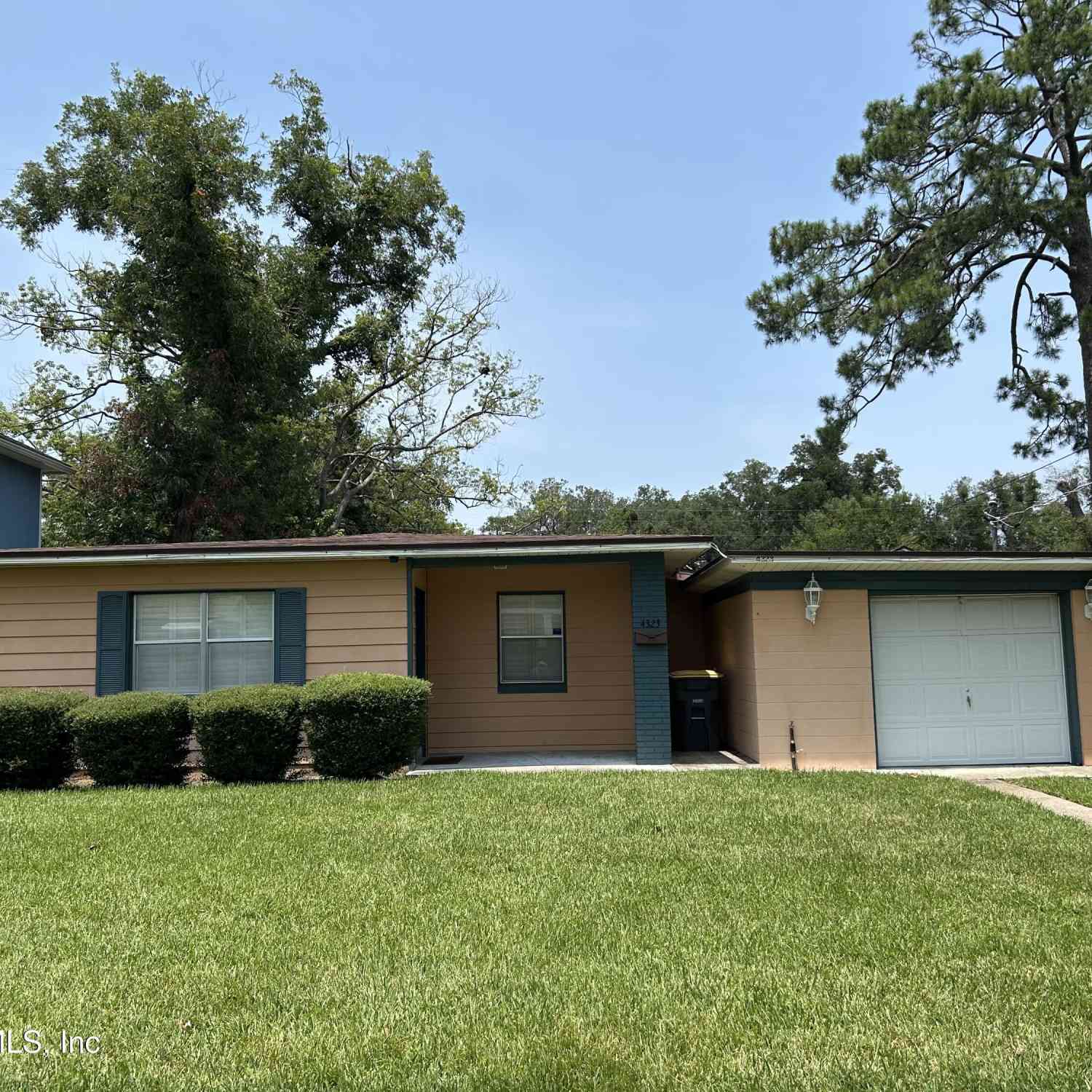 Homes For Rent - 4323 Shirley Avenue<br/> Jacksonville, FL 32210