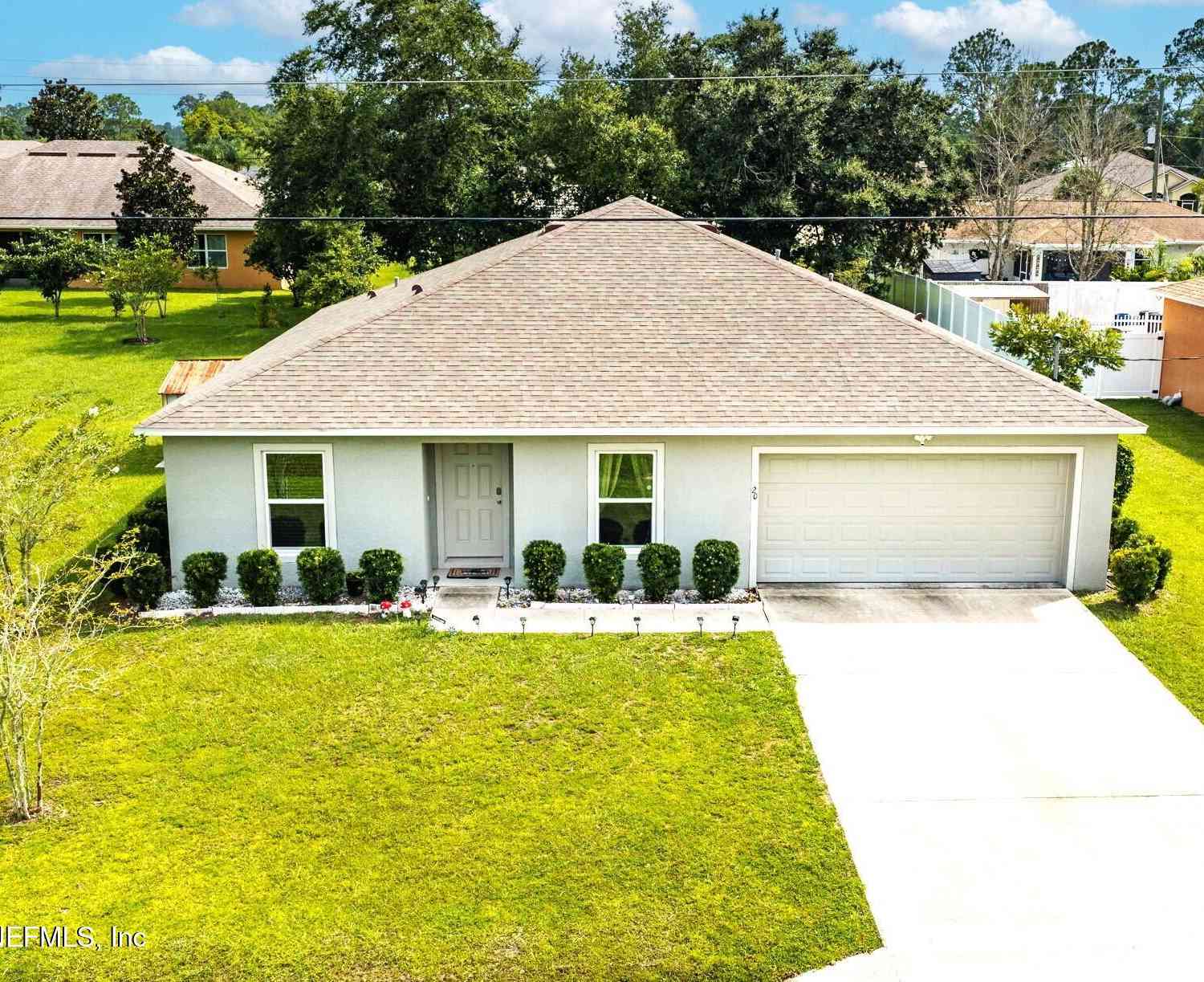 Homes For Sale - 20 Royal Tern Lane<br/> Palm Coast, FL 32164