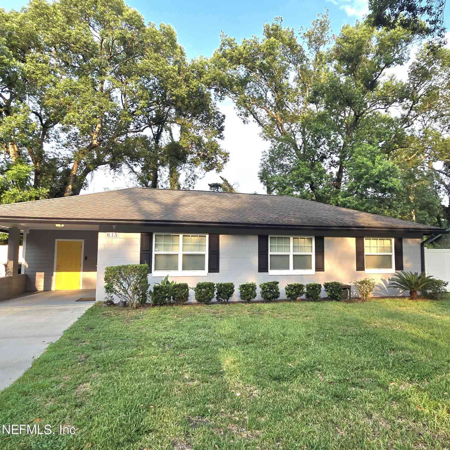 Homes For Rent - 615 Luna Court<br/> Jacksonville, FL 32205