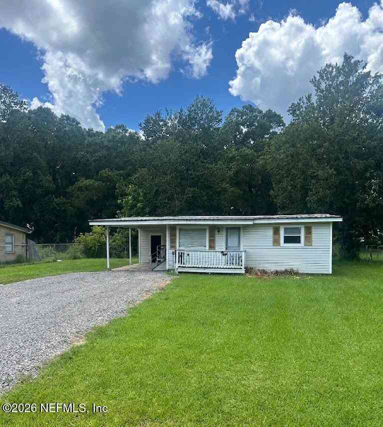 Homes For Sale - 44161 Lee Drive<br/> Callahan, FL 32011