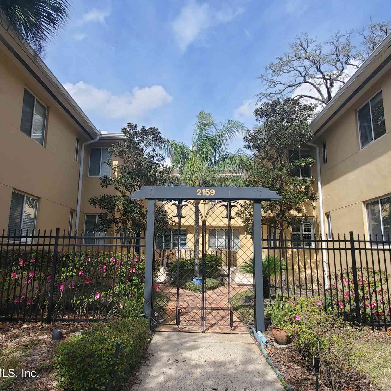 Condo For Rent - 2159 Riverside Avenue #1<br/> Jacksonville, FL 32204