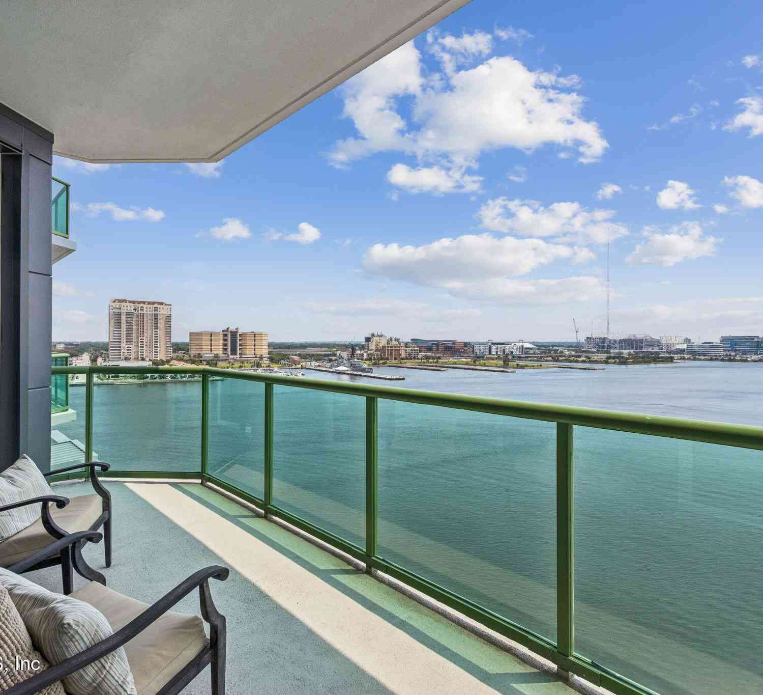 Condo For Sale - 1431 Riverplace Boulevard #1008<br/> Jacksonville, FL 32207
