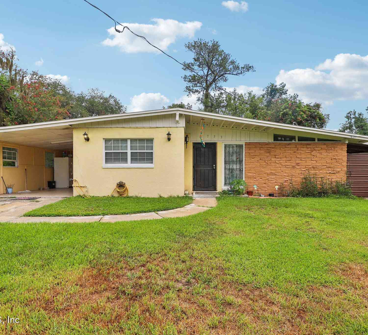 Homes For Sale - 6733 Cherbourg Avenue<br/> Jacksonville, FL 32205
