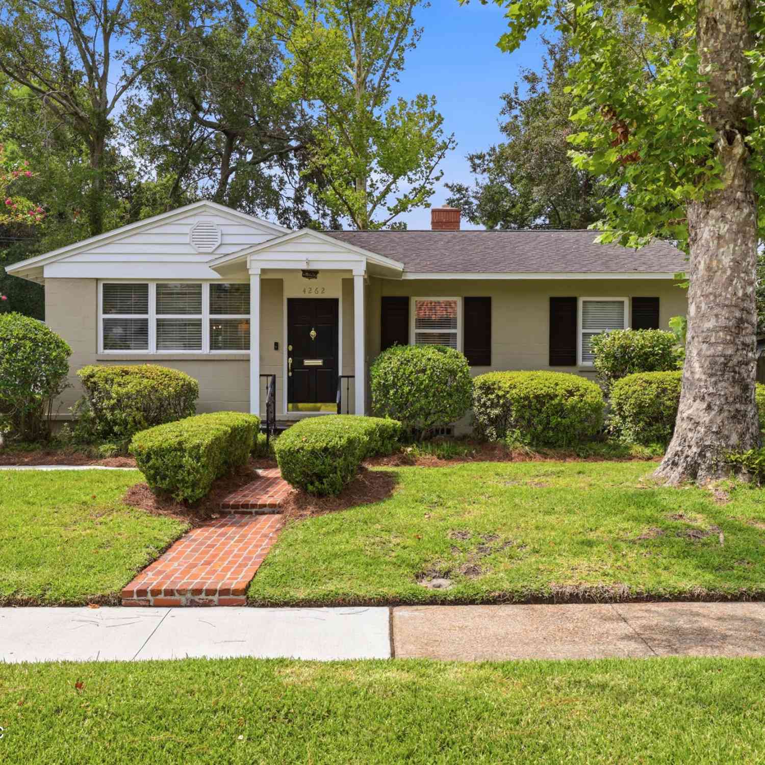 Homes For Sale - 4262 Genoa Avenue<br/> Jacksonville, FL 32210