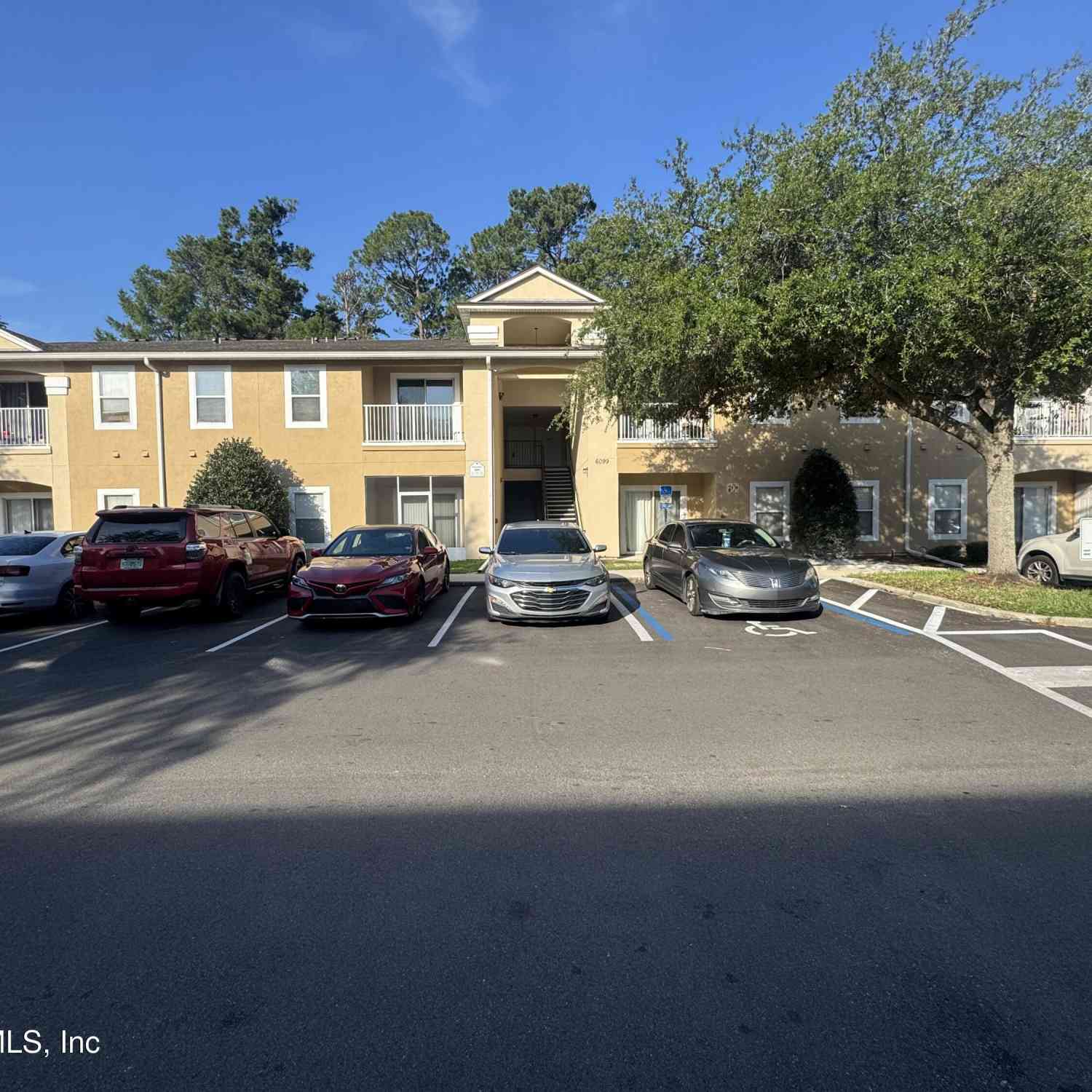 Condo For Rent - 6099 Maggies Circle #114<br/> Jacksonville, FL 32244