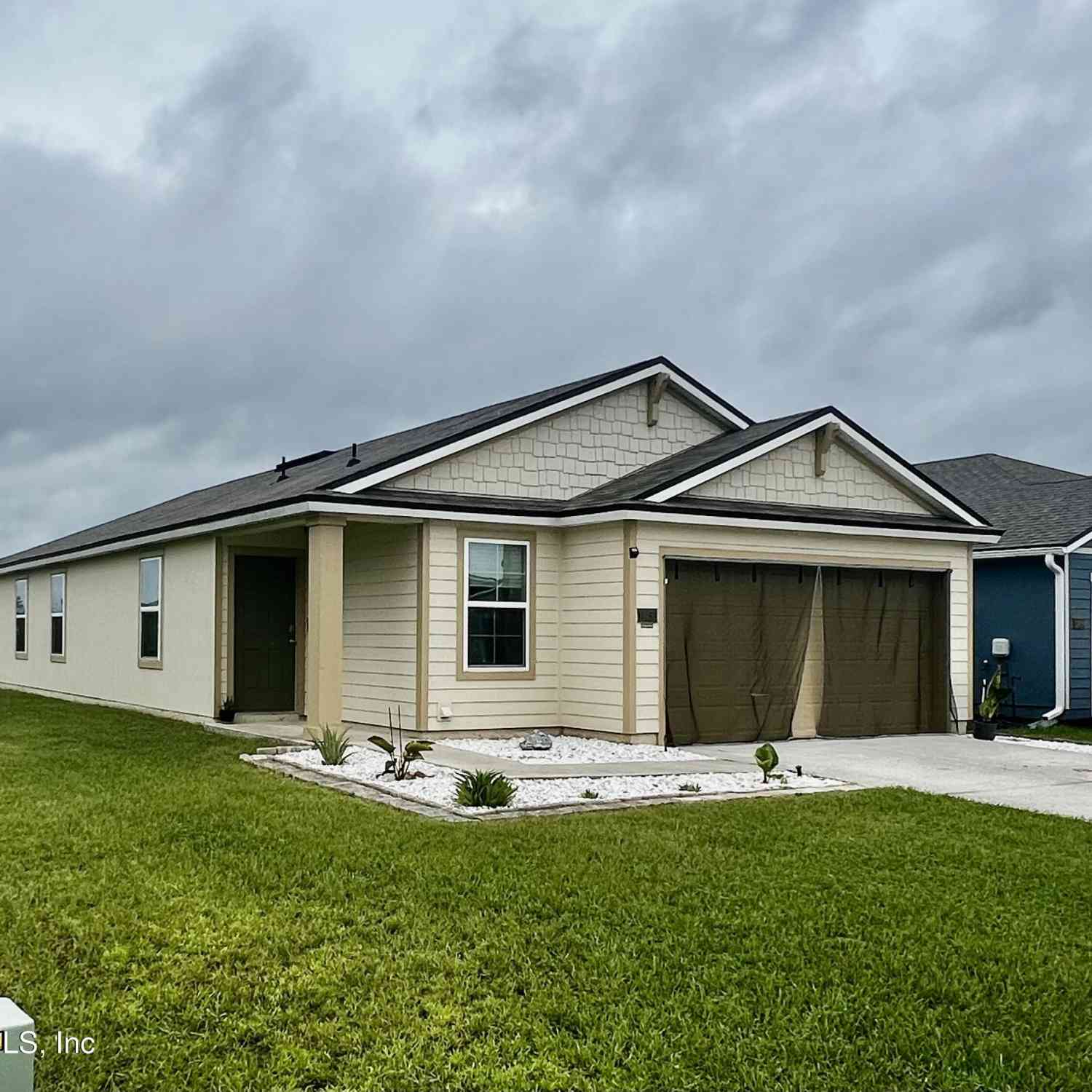 Homes For Rent - 12450 Russian Olive Road<br/> Jacksonville, FL 32218