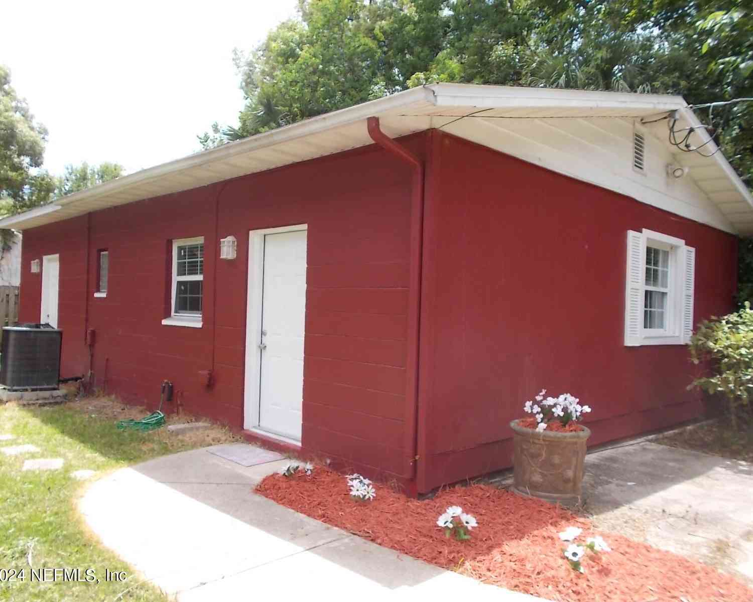 Apartment For Rent - 5730 Cruz Road<br/> Duval County, Jacksonville, FL 32207