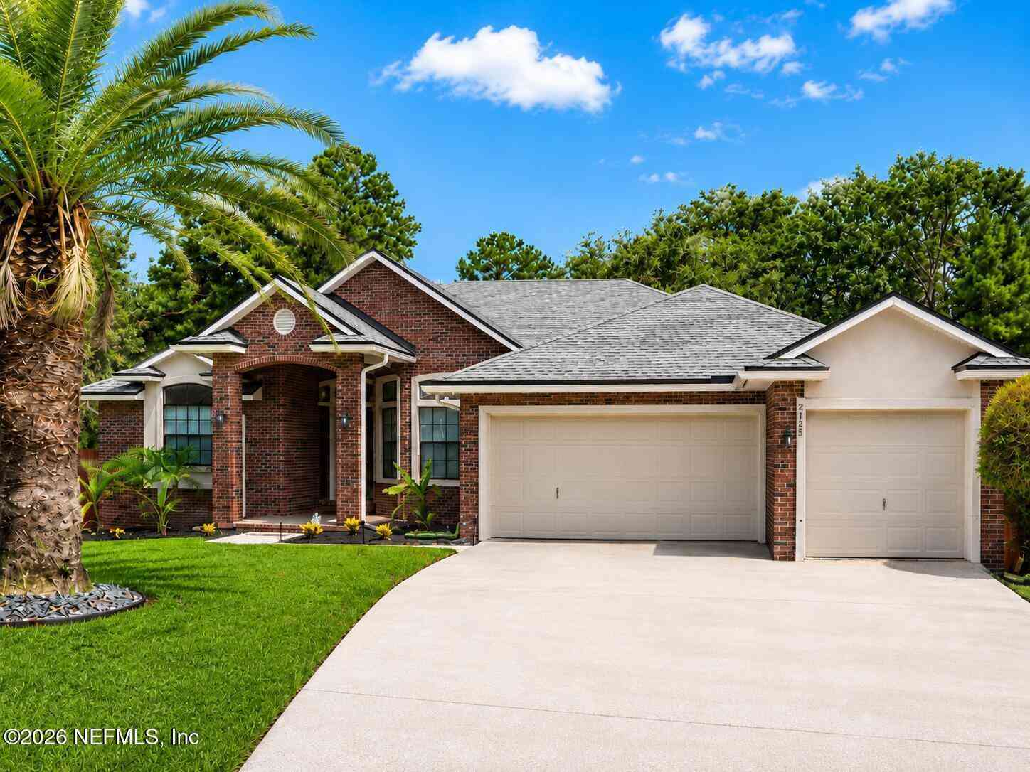 Homes For Sale - 2125 Blue Heron Cove<br/> FlemingKey, FL 32003