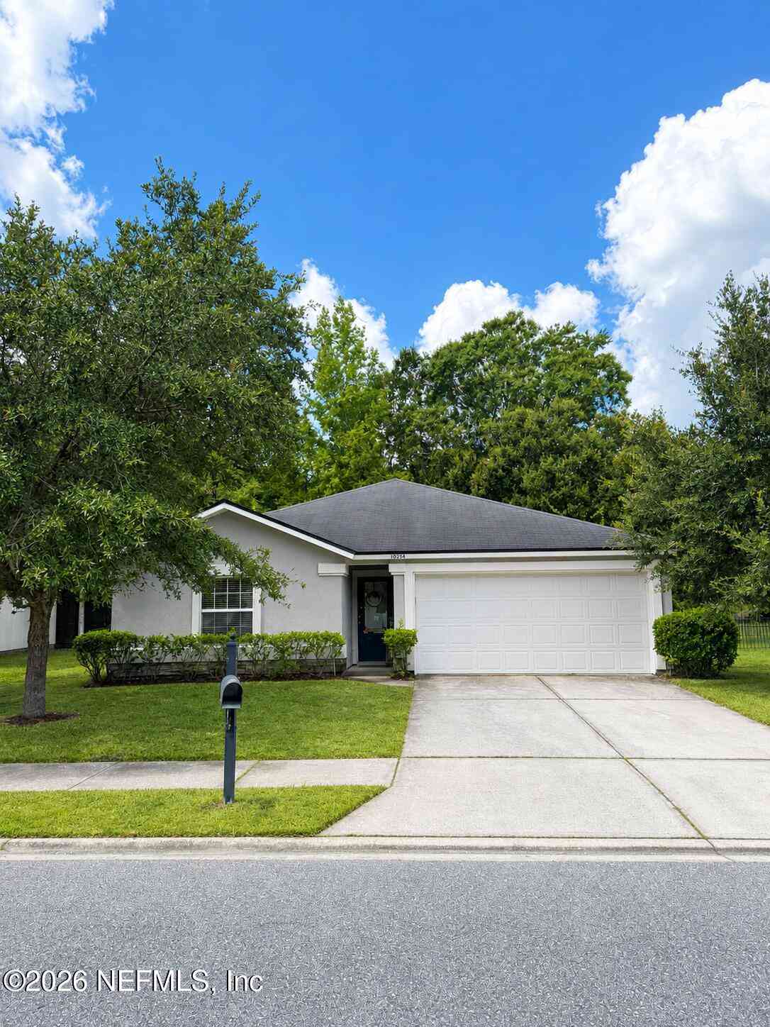 Homes For Sale - 10286 Driftwood Hills Drive<br/> Jacksonville, FL 32221