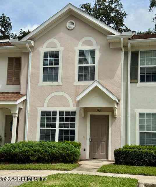 Townhouse For Rent - 3469 Lone Tree Lane<br/> Jacksonville, FL 32216