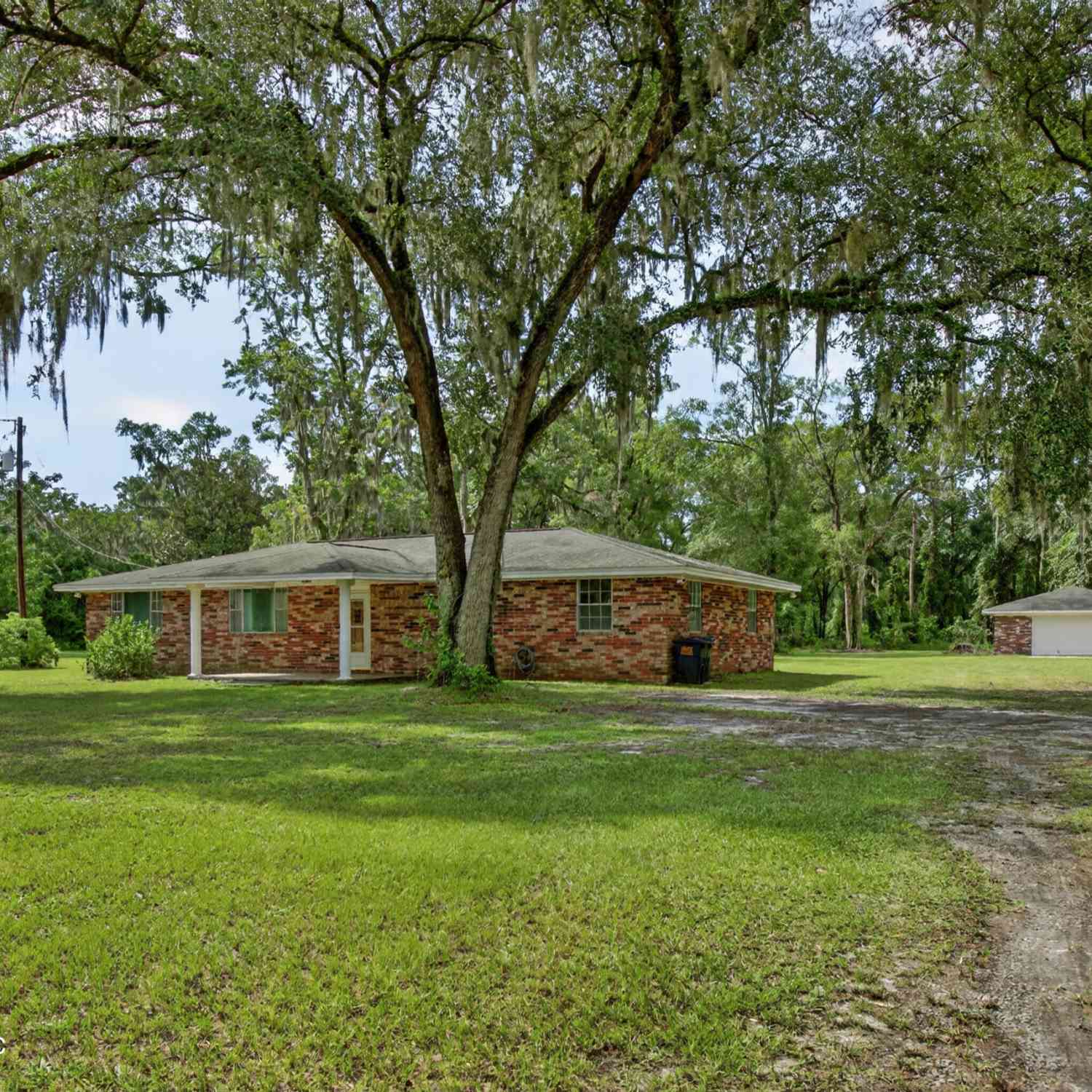 Homes For Sale - 5832 George Hodges Road<br/> Baker County, Macclenny, FL 32063