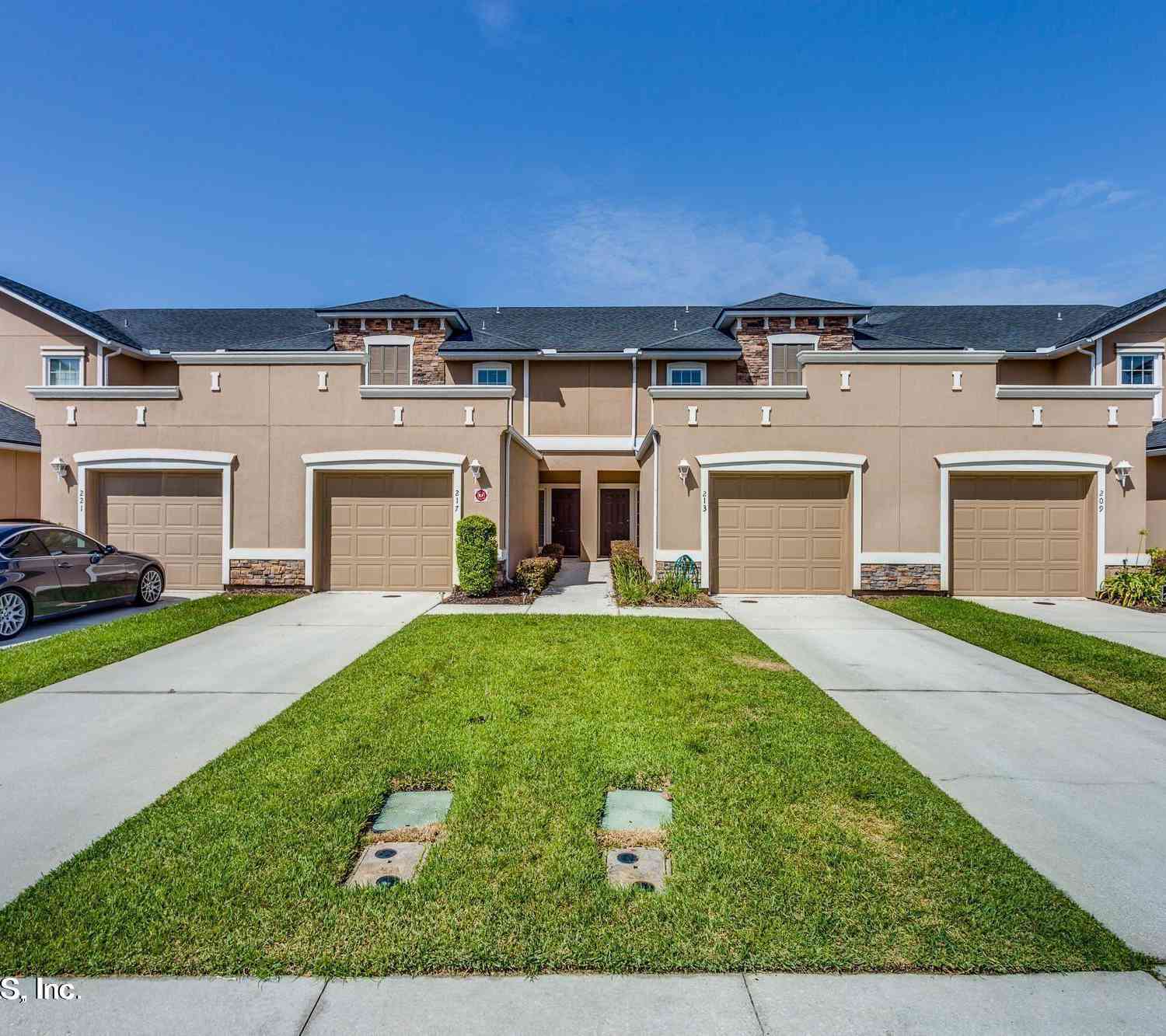 Townhouse For Sale - 213 Leese Drive<br/> St. Johns, FL 32259