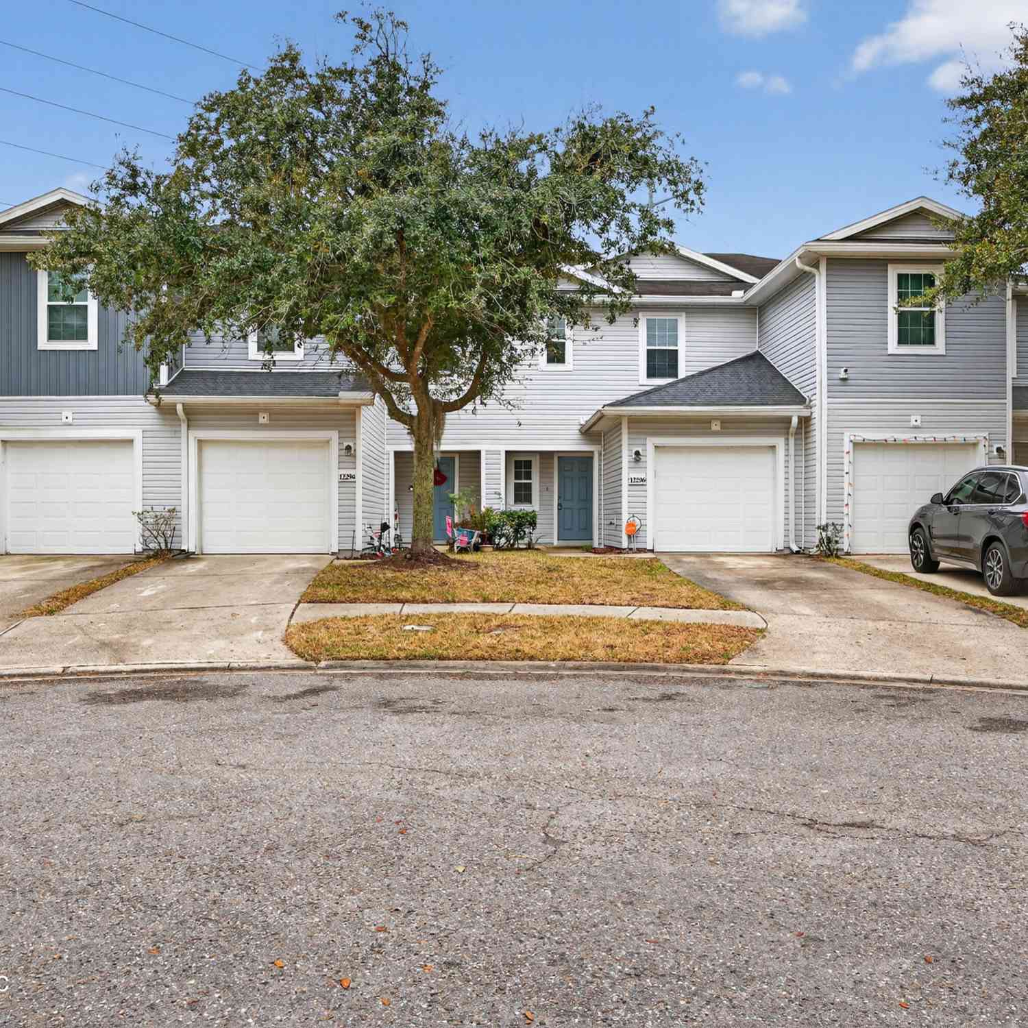 Townhouse For Rent - 12296 Coconut Grove Court<br/> Jacksonville, FL 32218