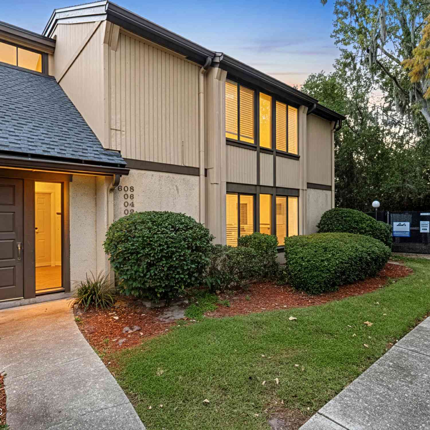 Condo For Rent - 7602 Las Palmas Way #181<br/> Jacksonville, FL 32256