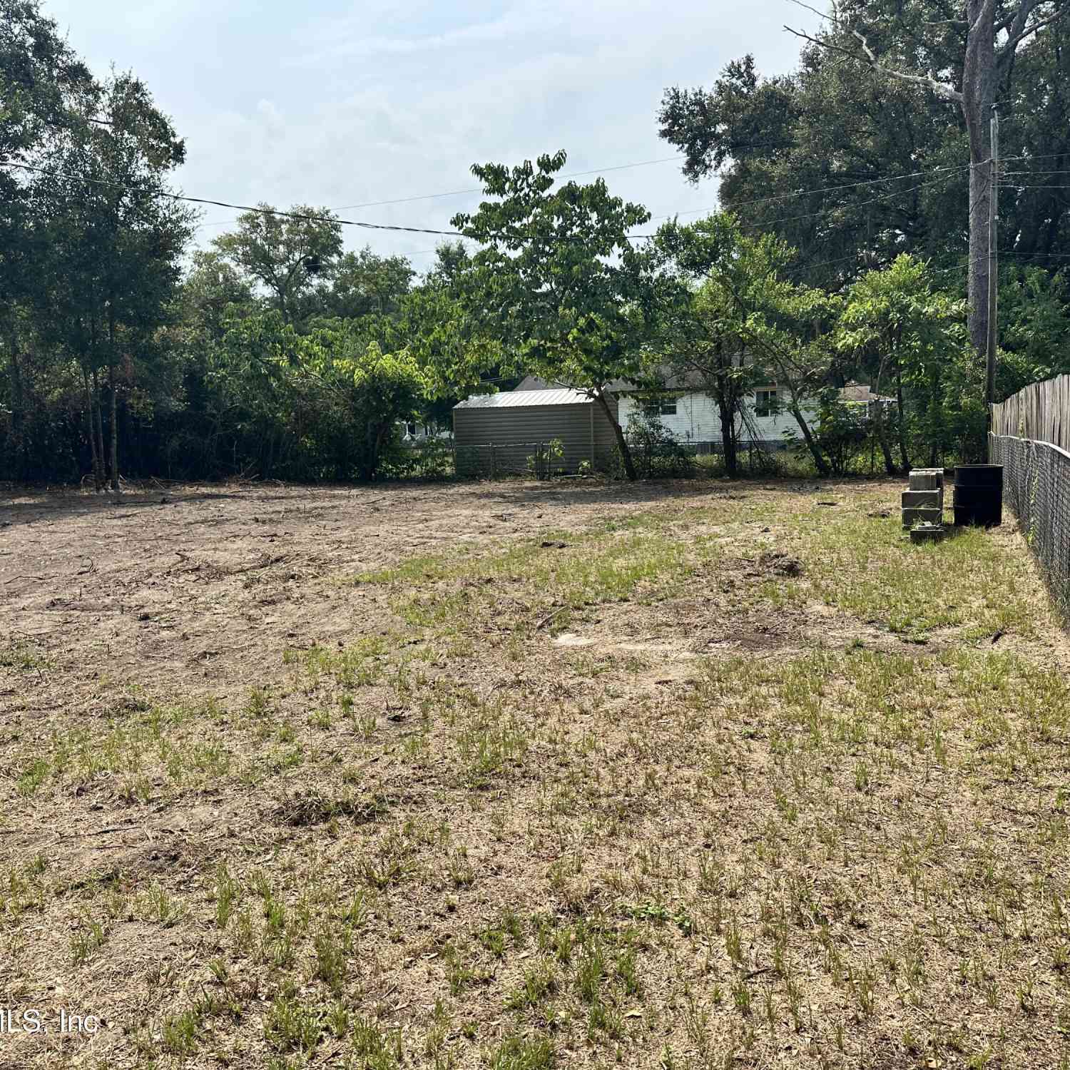 Mobile Home For Sale - 86038 John Street<br/> Yulee, FL 32097