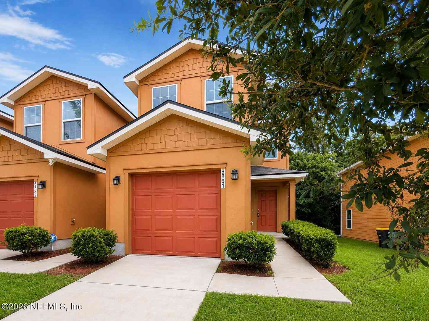 Townhouse For Rent - 6861 Lake Mist Lane<br/> Jacksonville, FL 32210