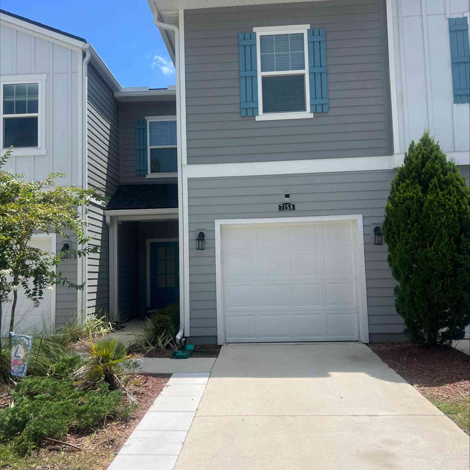 Townhouse For Sale - 7158 Jareth Drive<br/> Jacksonville, FL 32258