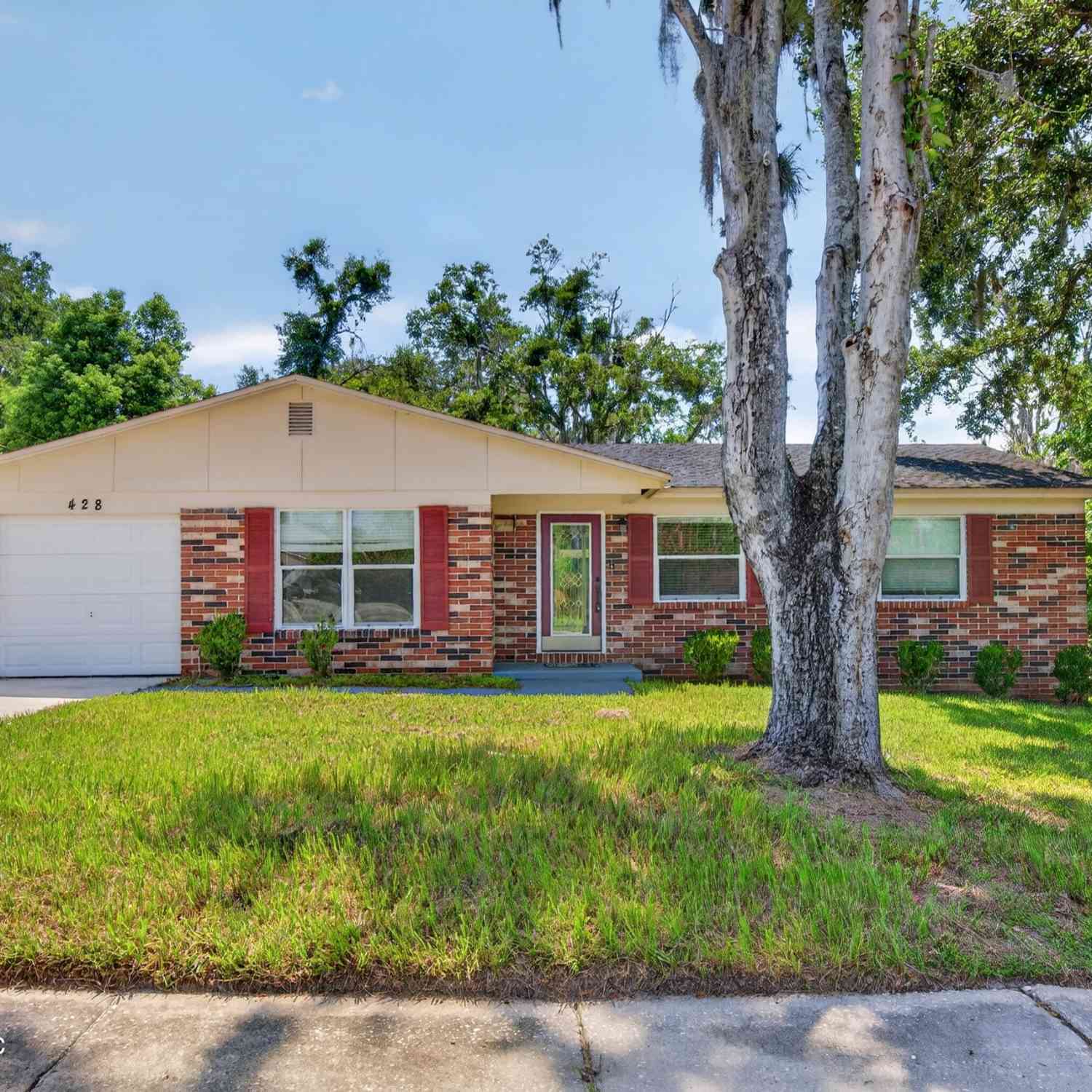 Homes For Sale - 428 Neptune Road<br/> Orange Park, FL 32073