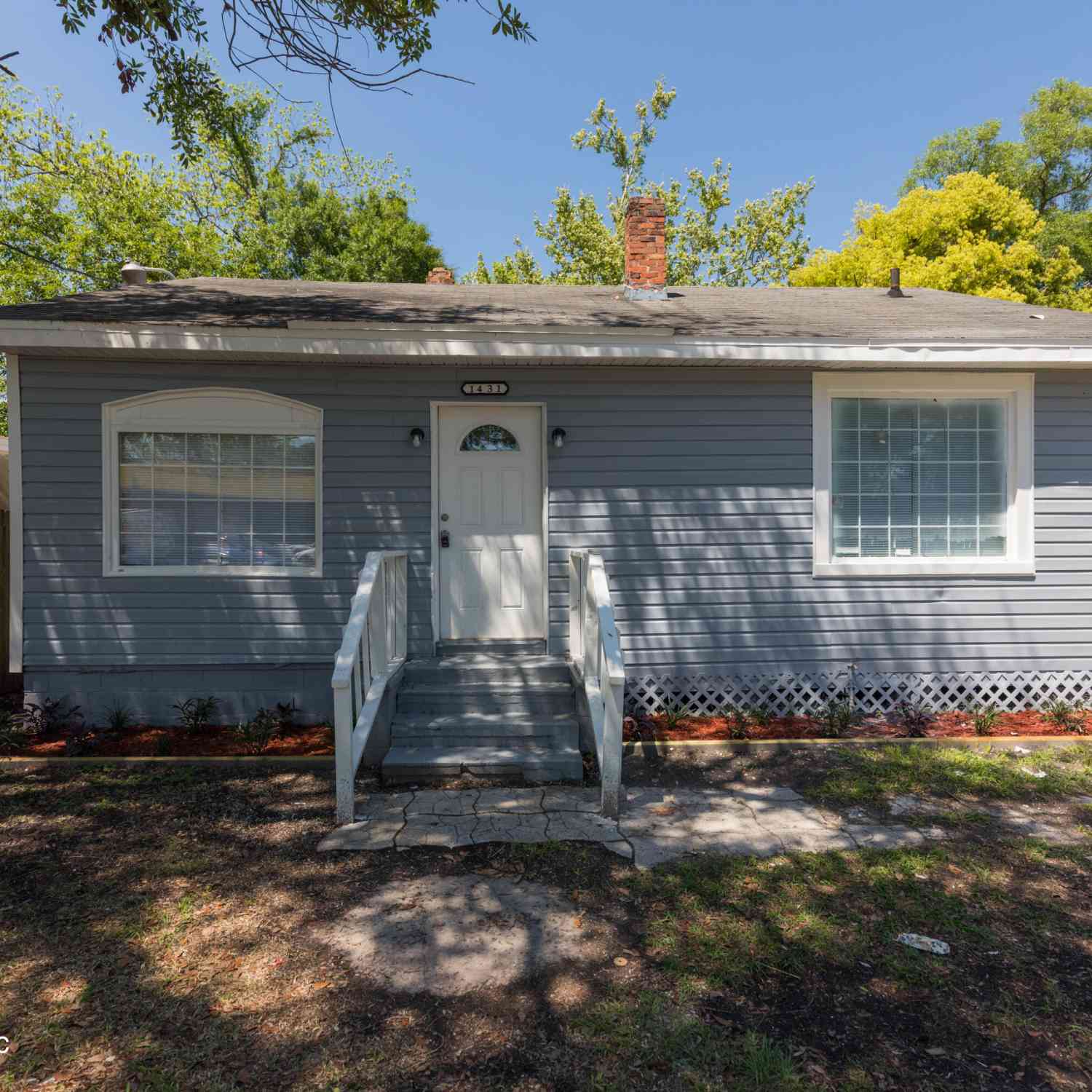 Homes For Sale - 1431 W 33rd Street<br/> Jacksonville, FL 32209
