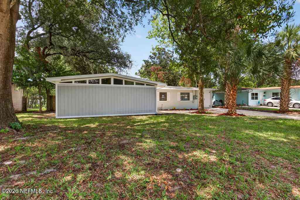 Homes For Sale - 11534 Inez Drive<br/> Jacksonville, FL 32218