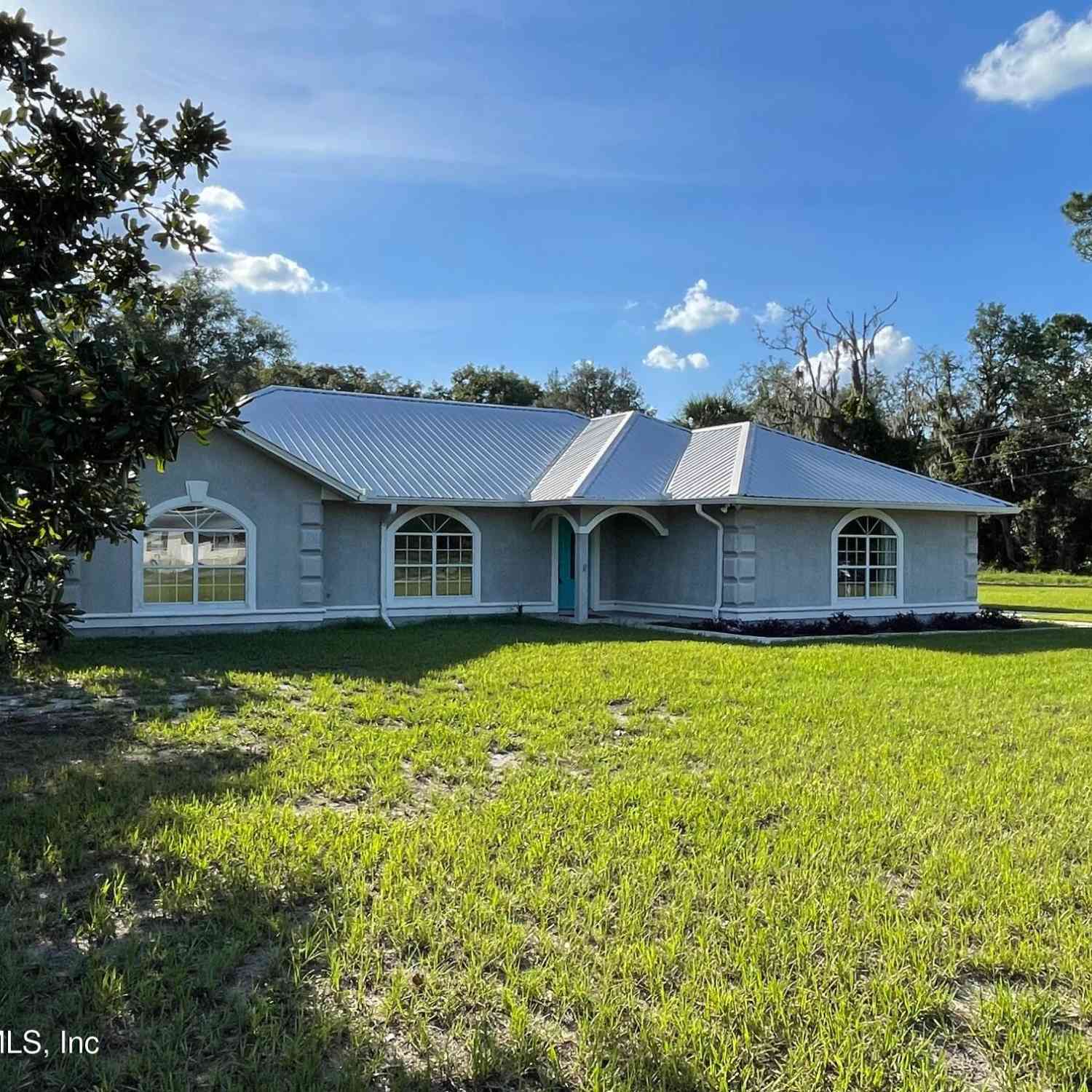 Homes For Sale - 1055 Old Gainesville Highway<br/> Interlachen, FL 32148