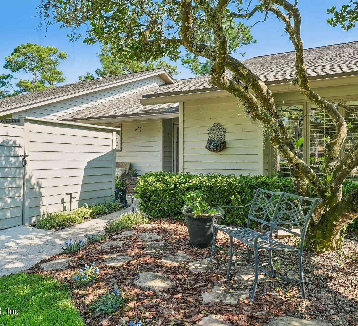 Condo For Sale - 11 Players Club Villas Road<br/> Ponte Vedra Beach, FL 32082