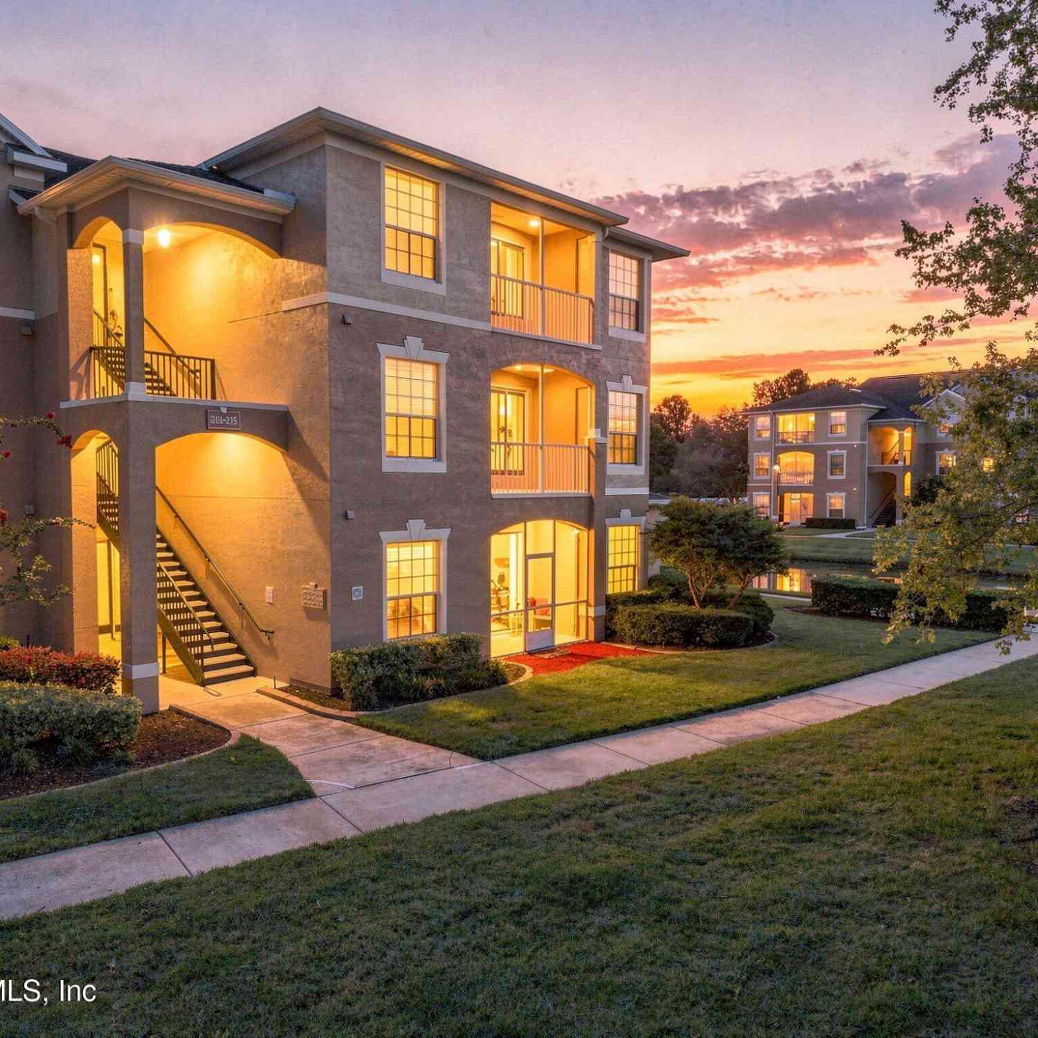 Condo For Sale - 7990 Baymeadows Road #201<br/> Jacksonville, FL 32256
