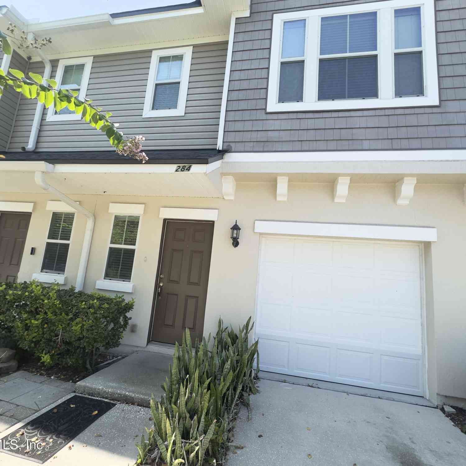 Townhouse For Rent - 284 Moultrie Village Lane<br/> Saint Johns County, Saint Augustine, FL 32086