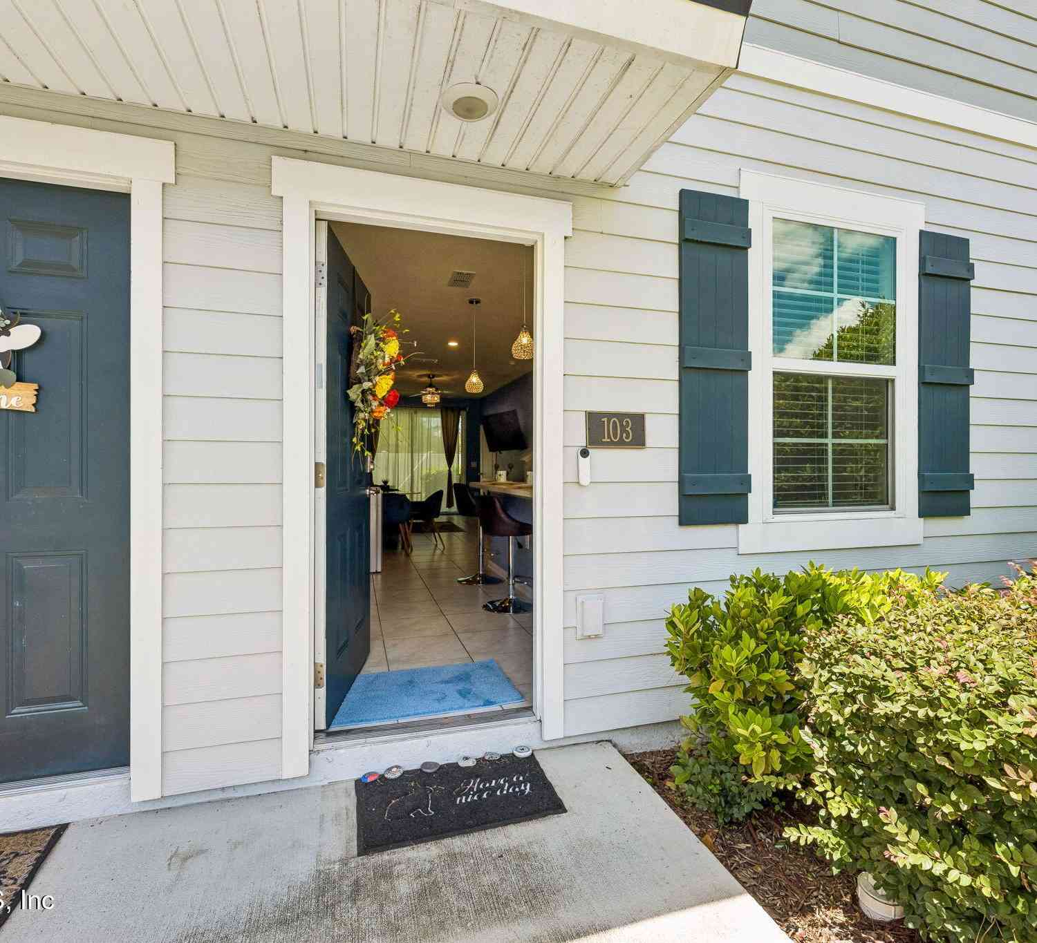 Townhouse For Sale - 575 Oakleaf Plantation Parkway #103<br/> Orange Park, FL 32065