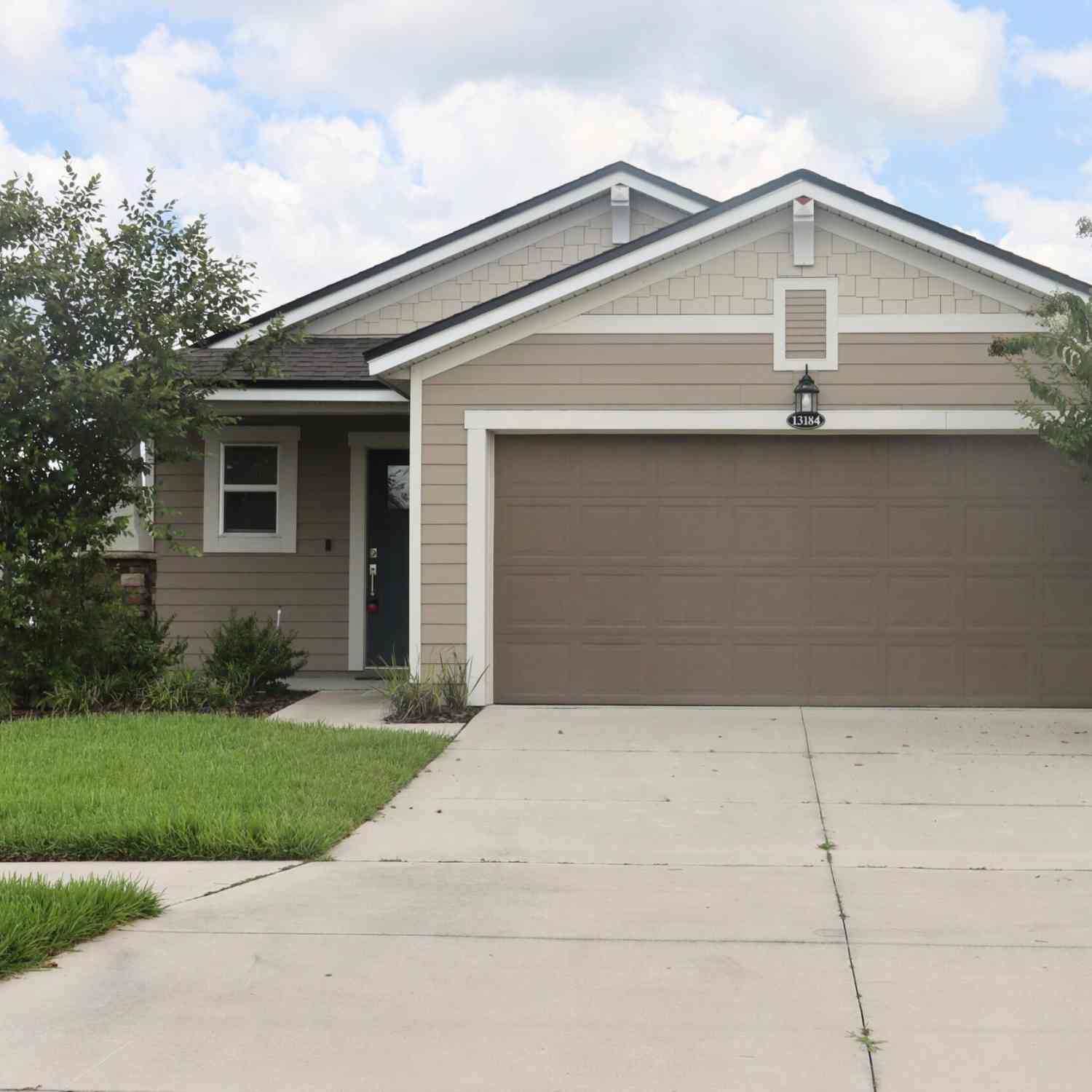 Homes For Rent - 13184 Holsinger Boulevard<br/> Jacksonville, FL 32256