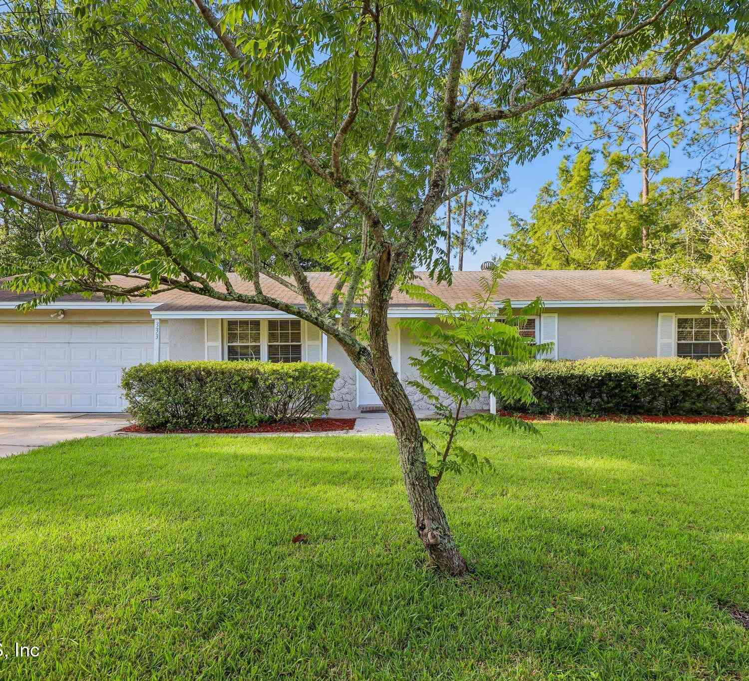 Homes For Sale - 333 Old Jennings Road<br/> Orange Park, FL 32065