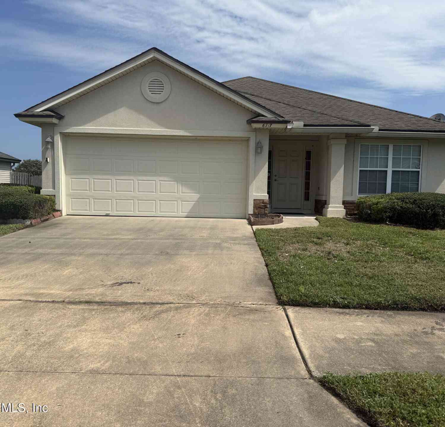 Homes For Sale - 6717 N Gentle Oaks Drive<br/> Jacksonville, FL 32244