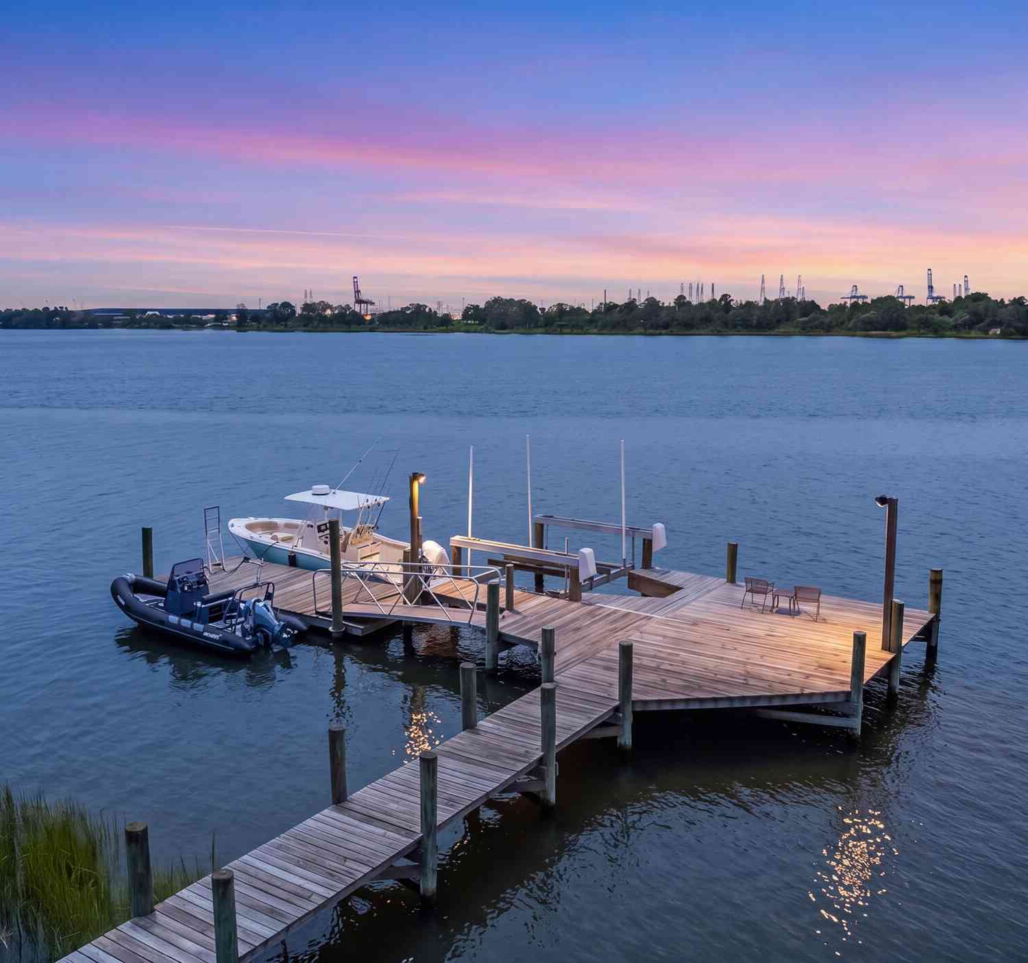 Homes For Sale - 5392 Heckscher Drive<br/> Jacksonville, FL 32226