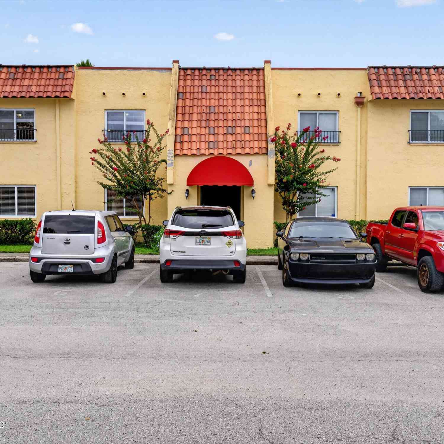 Condo For Rent - 3866 Campenero Court #6<br/> Jacksonville, FL 32217
